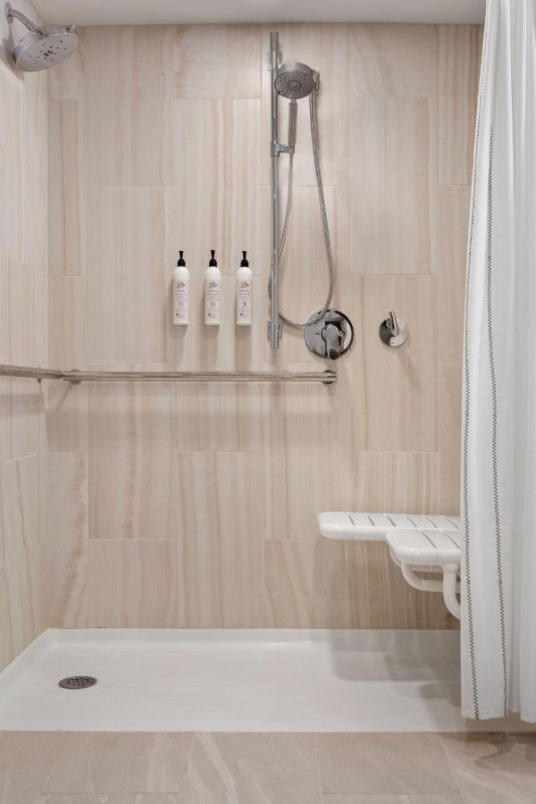 Delta Hotels By Marriott Allentown Lehigh Valley Fogelsville Buitenkant foto